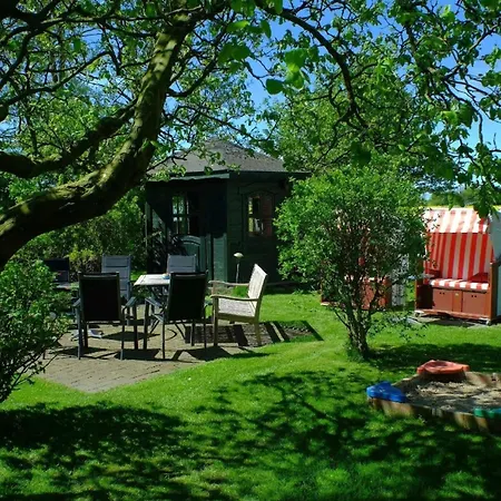 In Pilsum Mit Blick Ueber Landschaft Apartment *